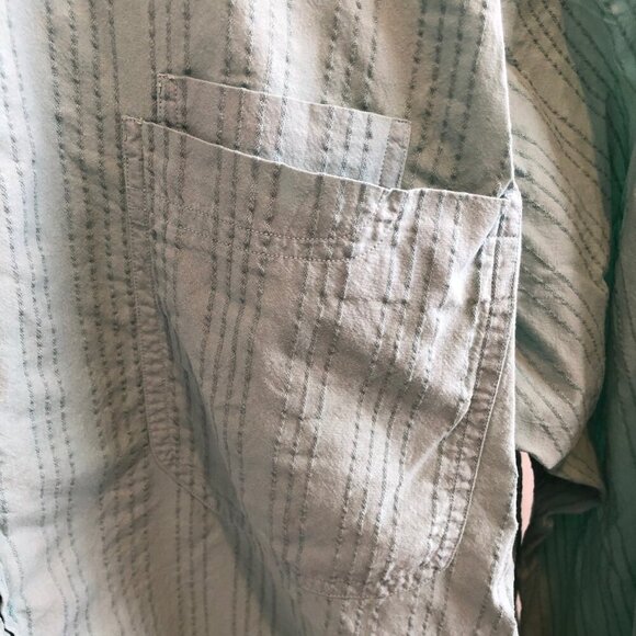 Born Hand Crafted Cotton Long Sleeve Seafoam Green Button Down Shirt Size Medium - Picture 2 of 10